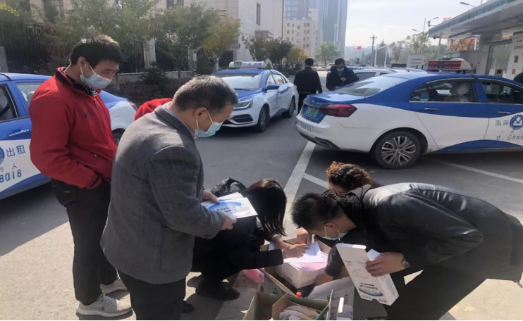 泓源公司產(chǎn)業(yè)開發(fā)聯(lián)合黨支部扎實(shí)開展“我為群眾辦實(shí)事”主題黨日活動(dòng)(圖3) 泓源公司產(chǎn)業(yè)開發(fā)聯(lián)合黨支部扎實(shí)開展“我為群眾辦實(shí)事”主題黨日活動(dòng)(圖3)